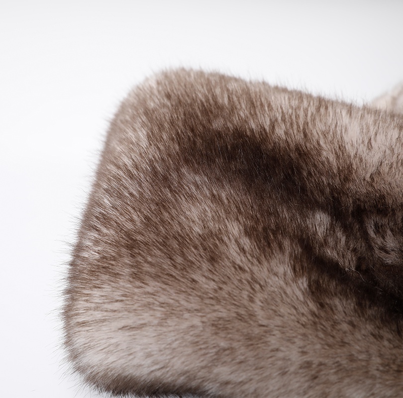 人造毛帶袢圍巾