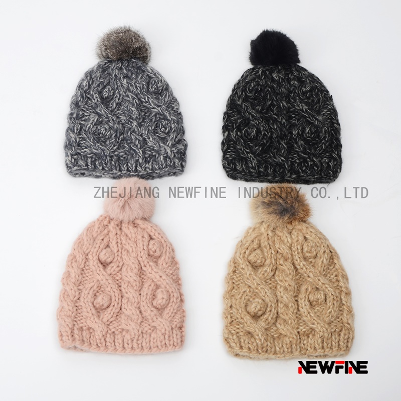 時(shí)尚保暖日常男女針織毛球帽子