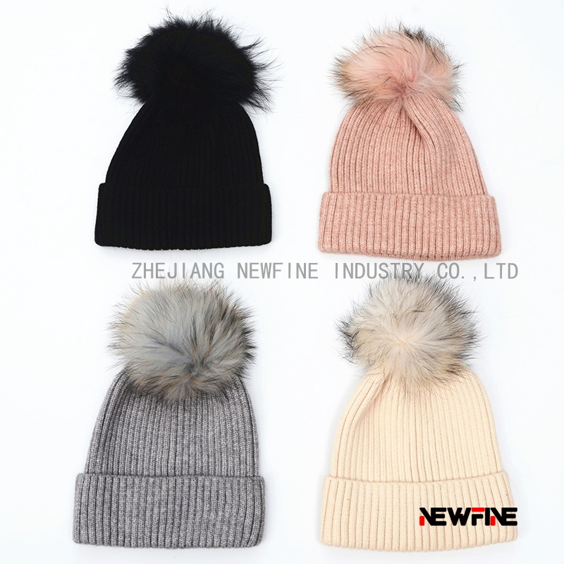 時(shí)尚保暖日常男女針織毛球帽子